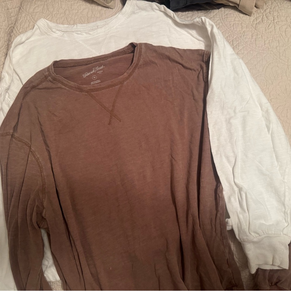 Universal Thread Long Sleeve Tee - Brown and White